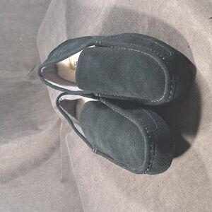 UGG Ascot Black Suede Sheepskin Lined Slipper Loafers NWOT US 11